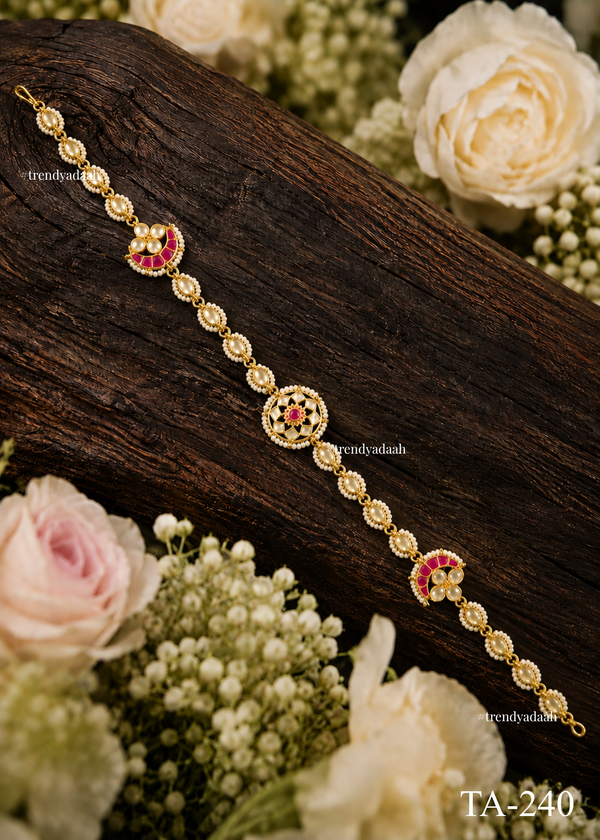 Noor-e-Kundan Crescent Pearl Sheeshphool