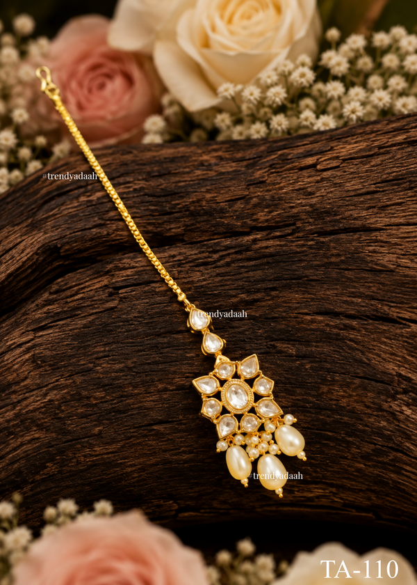 Starburst Oval Kundan & South Sea Pearl Drop Maang Tikka