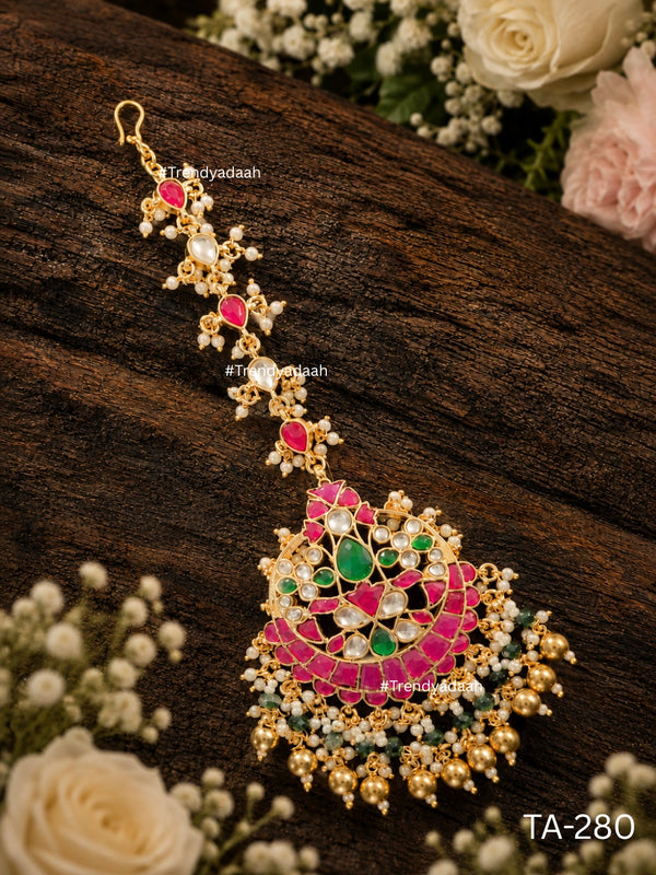 Moti Fringe Medallion