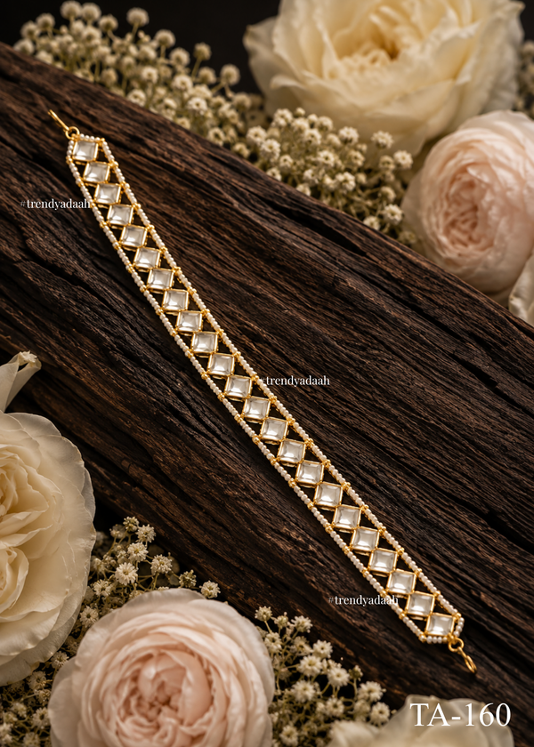Geometric Diamond-Grid Kundan Sheeshphool