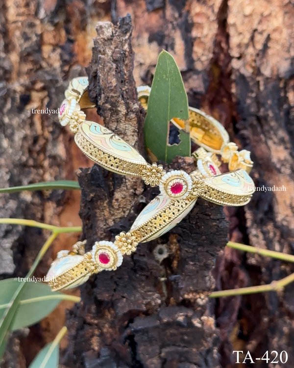 Meenakari Segmented Ruby Floral Kangan