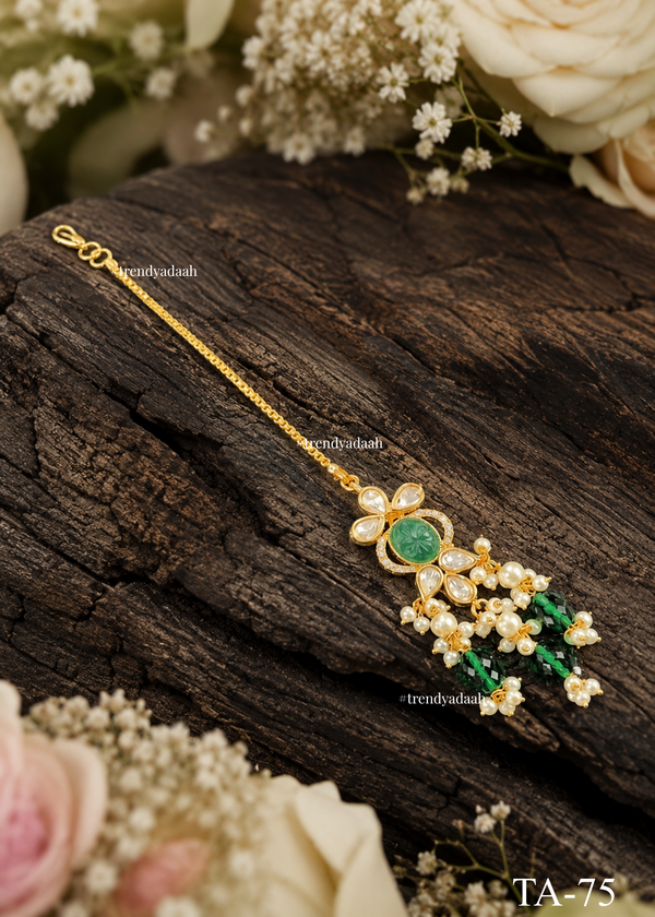 Carved Emerald & Pearl Cluster Kundan Maang Tikka