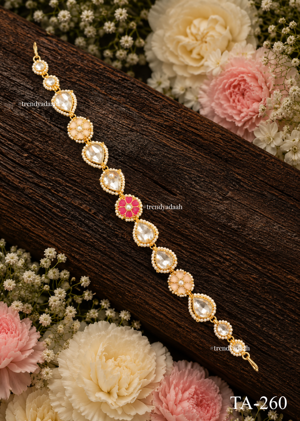 Multi-Stone Kundan & Pearl Sheeshphool