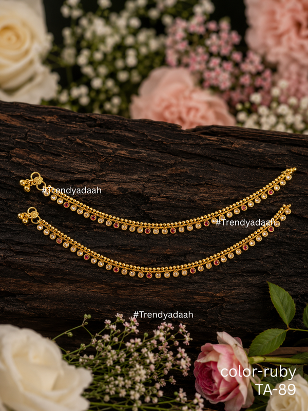 Gilded pearl anklet